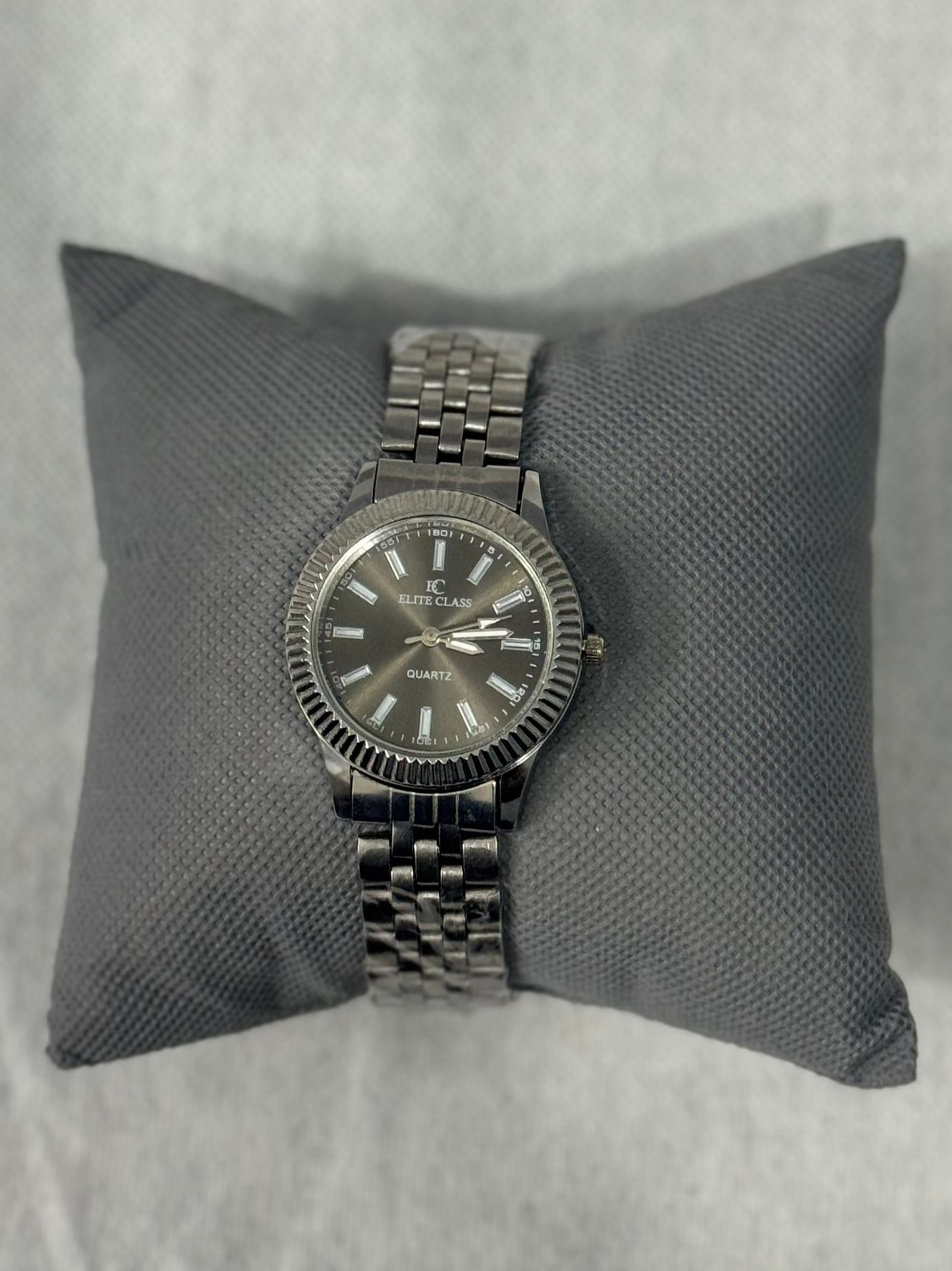 Elite Class Women’s Silver Watch – Metallic Grey Dial