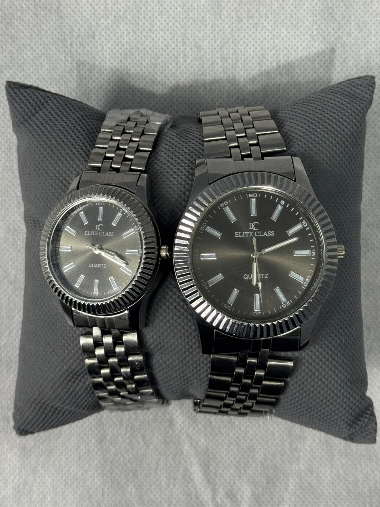 Elite Class Couple Watch Set – Silver & Metallic Grey