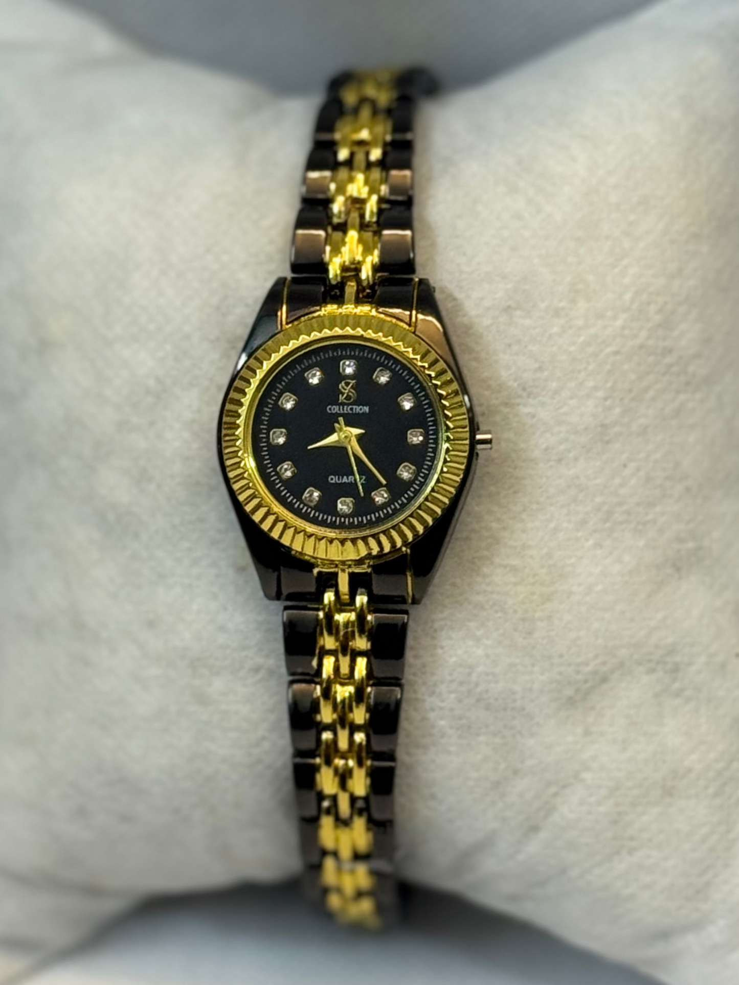 Royal Era – Black Gold Edition (Women’s Watch)